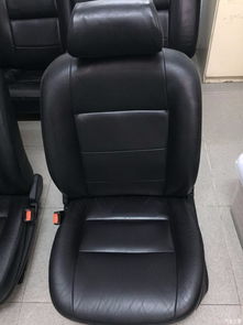 愛車雖報廢，真皮座椅卻依舊閃亮 轉(zhuǎn)讓988三廂完美座椅